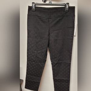 Margaret M  Petite polka dot black size M slimming pull on straight